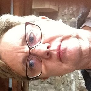 Meet your Posher, Corinne